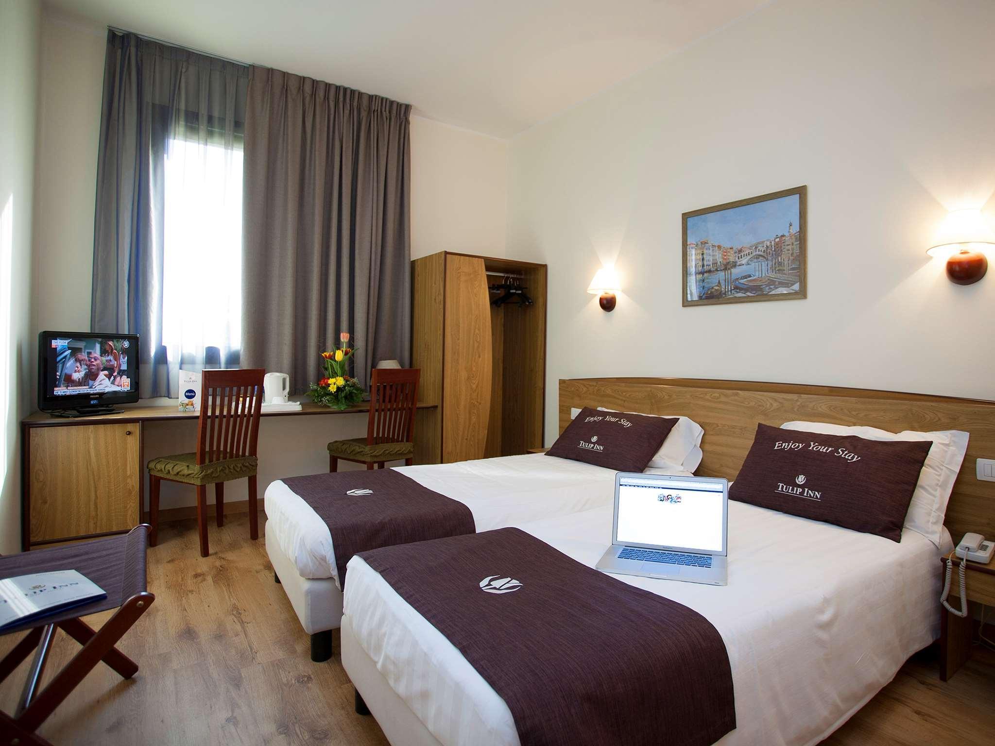 Tulip Inn Padova Ngoại thất bức ảnh