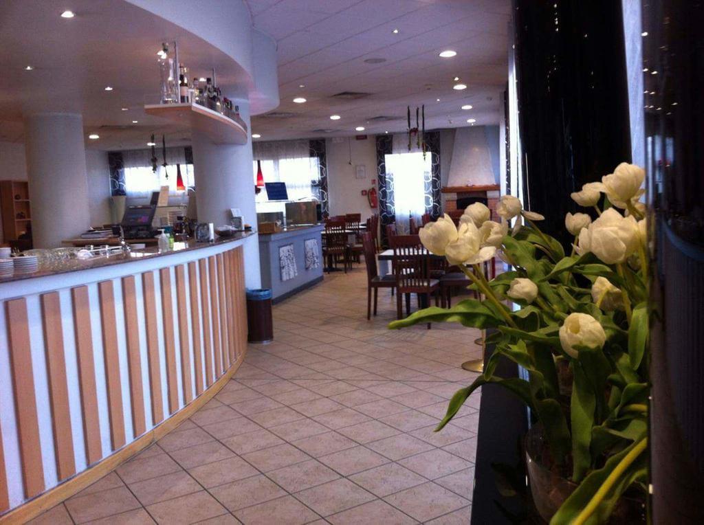 Tulip Inn Padova Ngoại thất bức ảnh